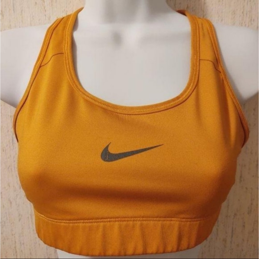 Nike Victory Compression Sports Bra